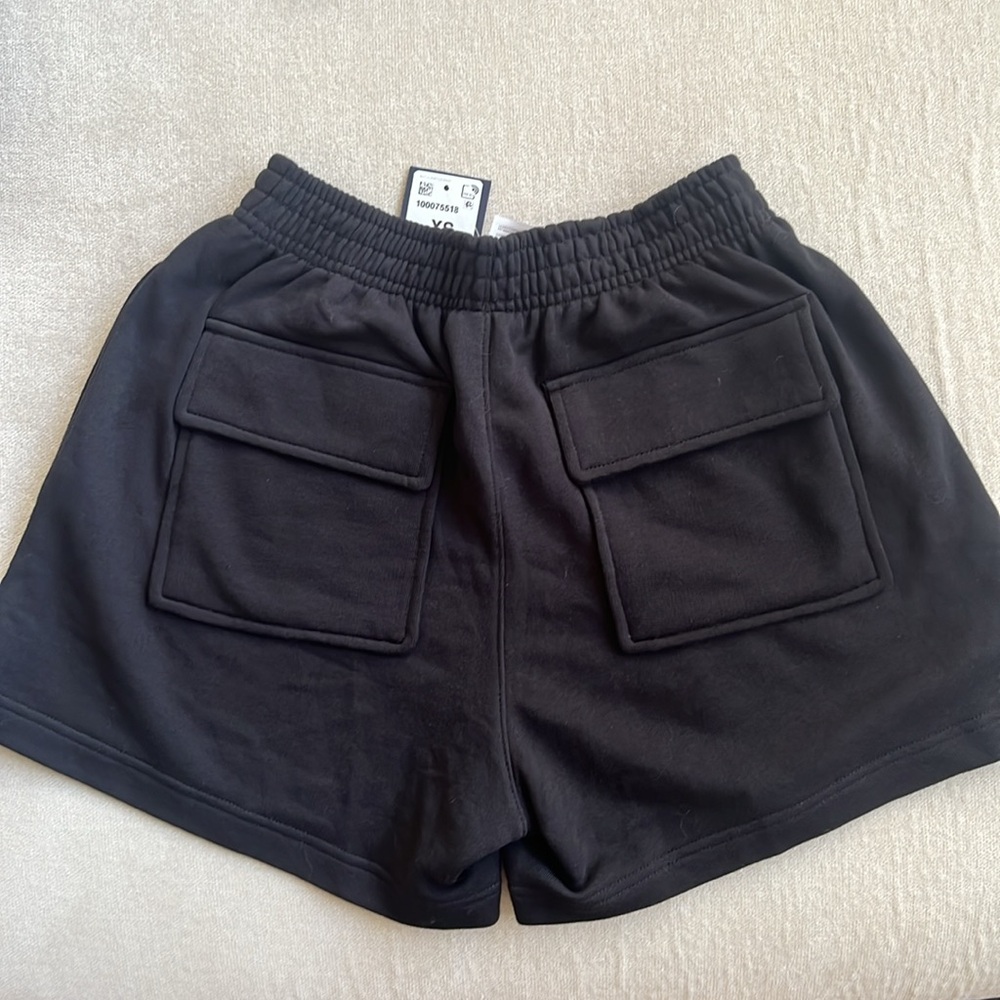 NEW Reebok Shorts Size XS - Picture 3 of 4